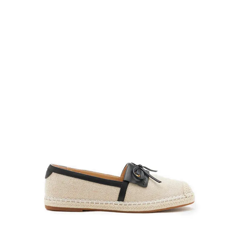 Sepatu Avianna Bow Espadrilles hitam elegan dari Joy368