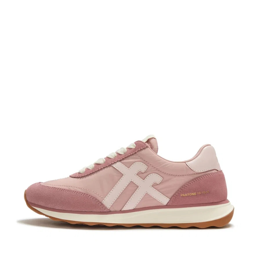 Tips memilih sepatu sneakers yang nyaman dan stylish untuk aktivitas harian