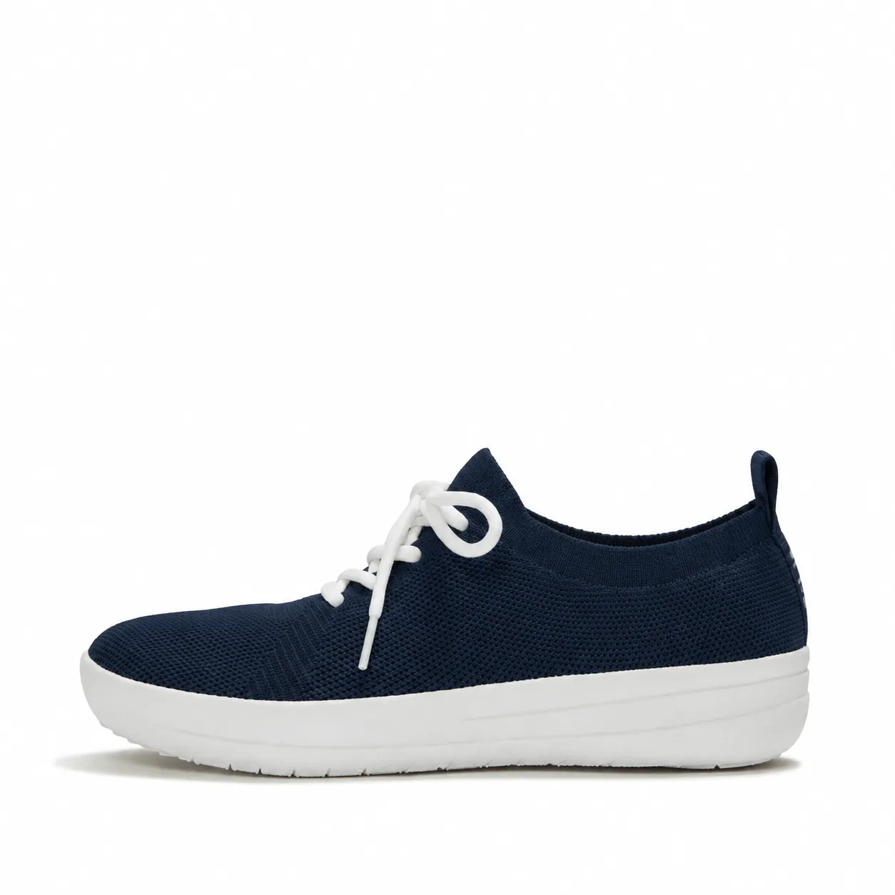 Tips memilih dan merawat sepatu sneakers yang nyaman untuk aktivitas harian